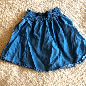 Girls size 7 Carter’s denim skirt